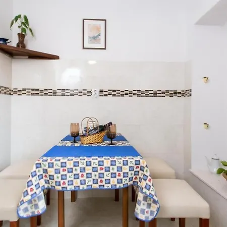 Blue Symphony Old Town - Three Bedroom